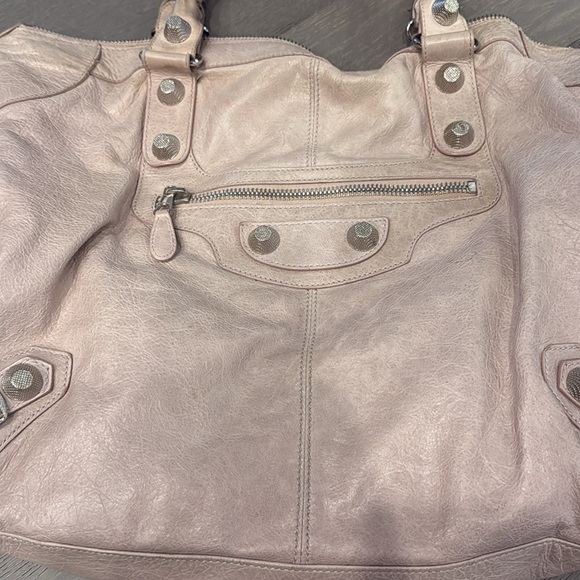 Balenciaga Tote in Light Pink w silver hardware - Picture 3 of 4